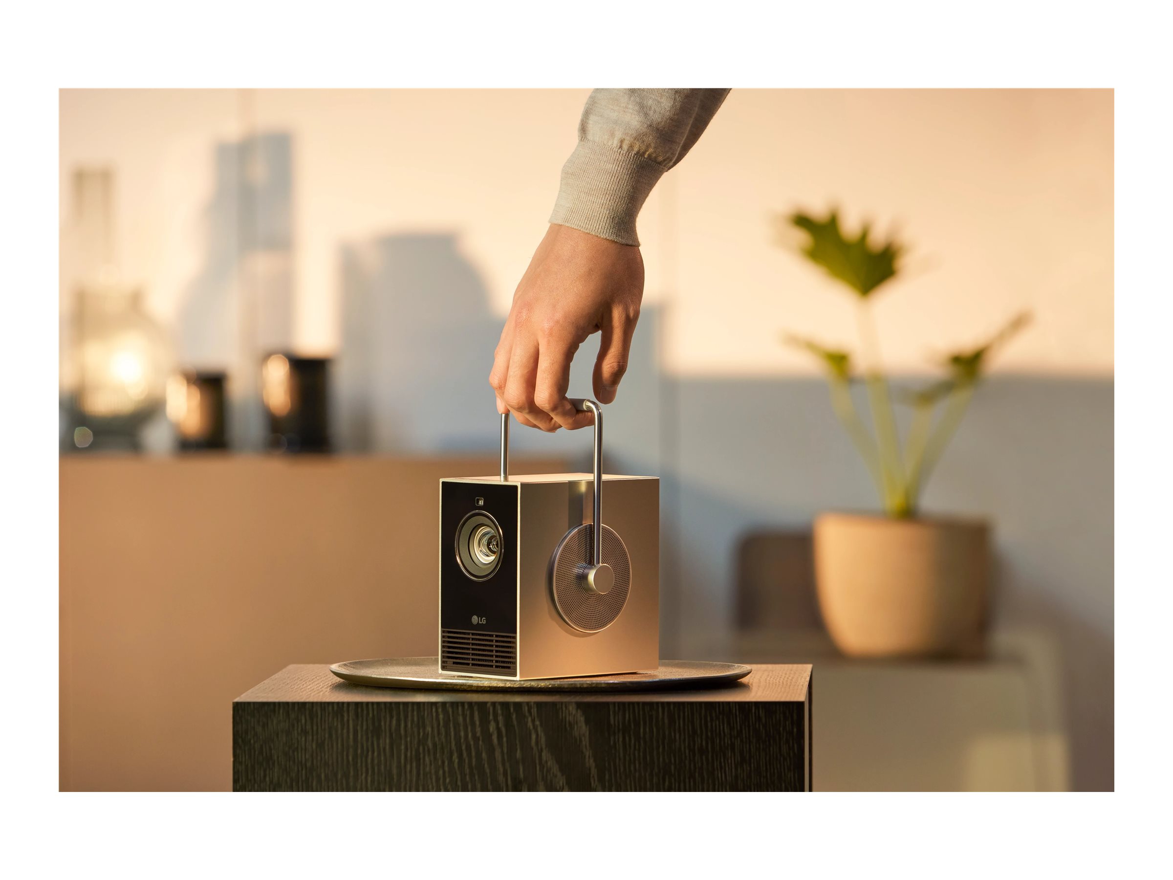CCS Product Image (Right-angle/2400 x 1800)