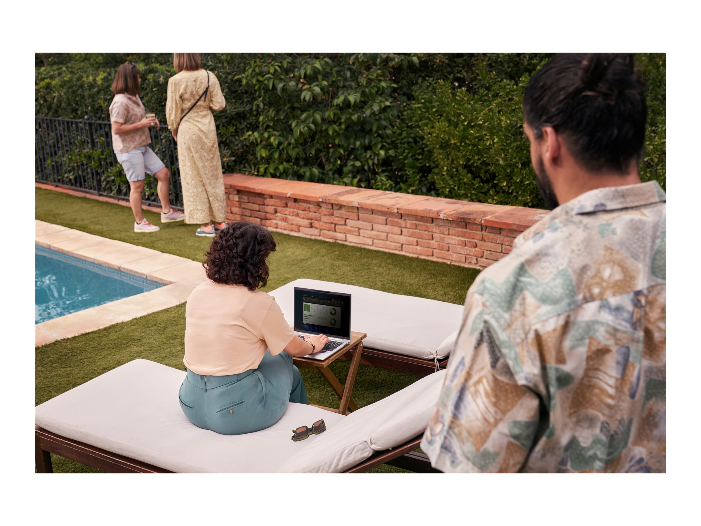 CCS Product Image (Right-angle/2400 x 1800)