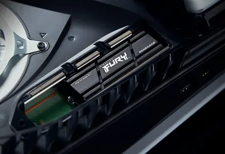 FX-DE-Kingston-Markenwelt-3er-440x300-Kingston-FURY-Renegade-SSD FX-DE-Kingston-Markenwelt-3er-440x300-Kingston-FURY-Renegade-SSD