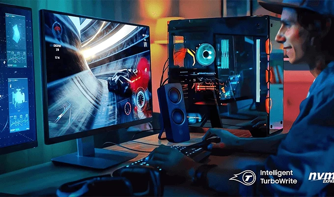 Samsung 980 PRO NVMe™ M.2 SSD speziell für Videoproduzenten und Gamer. Samsung 980 PRO NVMe™ M.2 SSD speziell für Videoproduzenten und Gamer. Visual Gamer vor 2 Monitoren.