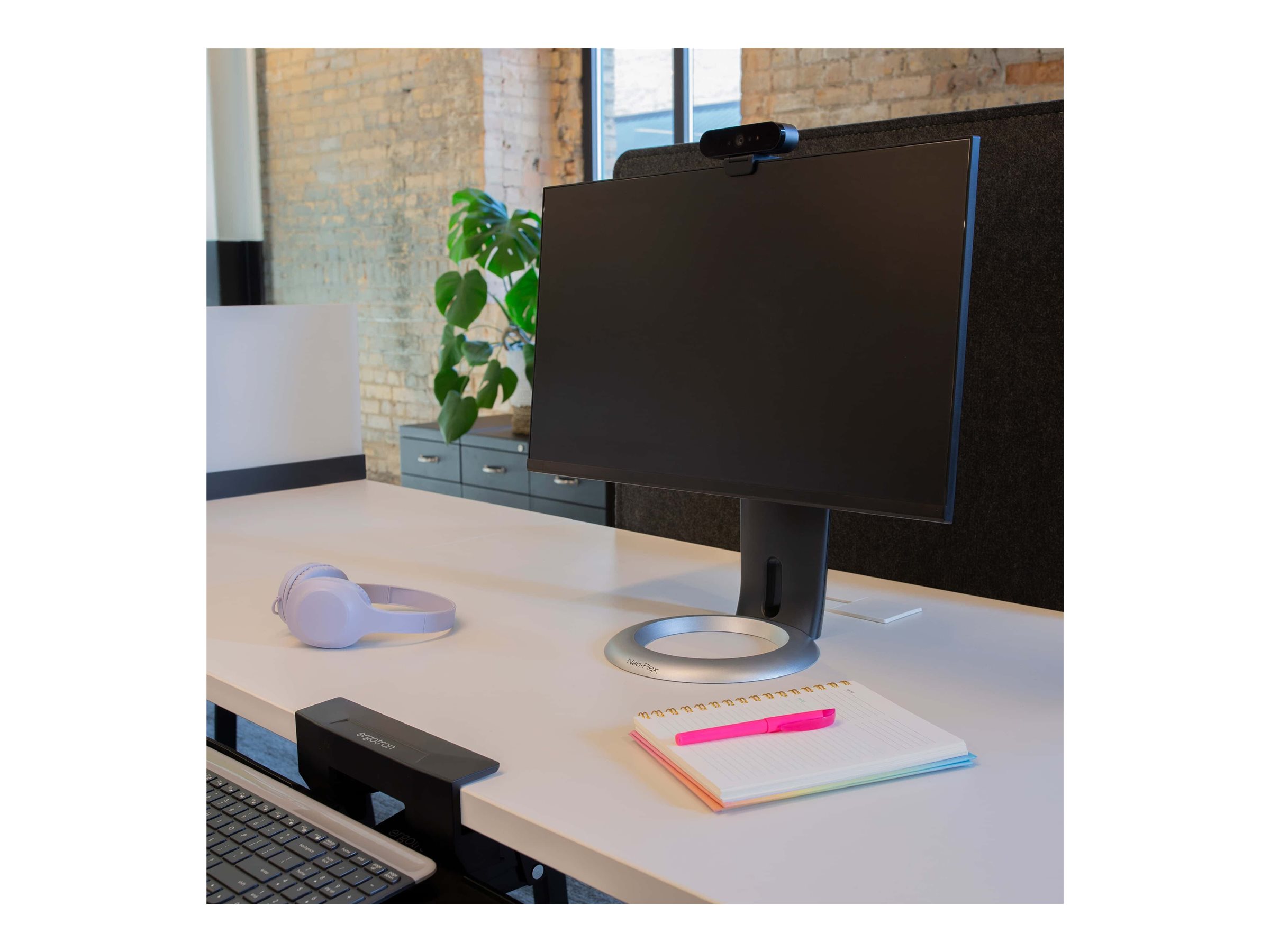 CCS Product Image (Right-angle/2400 x 1800) CCS Product Image (Right-angle/2400 x 1800)