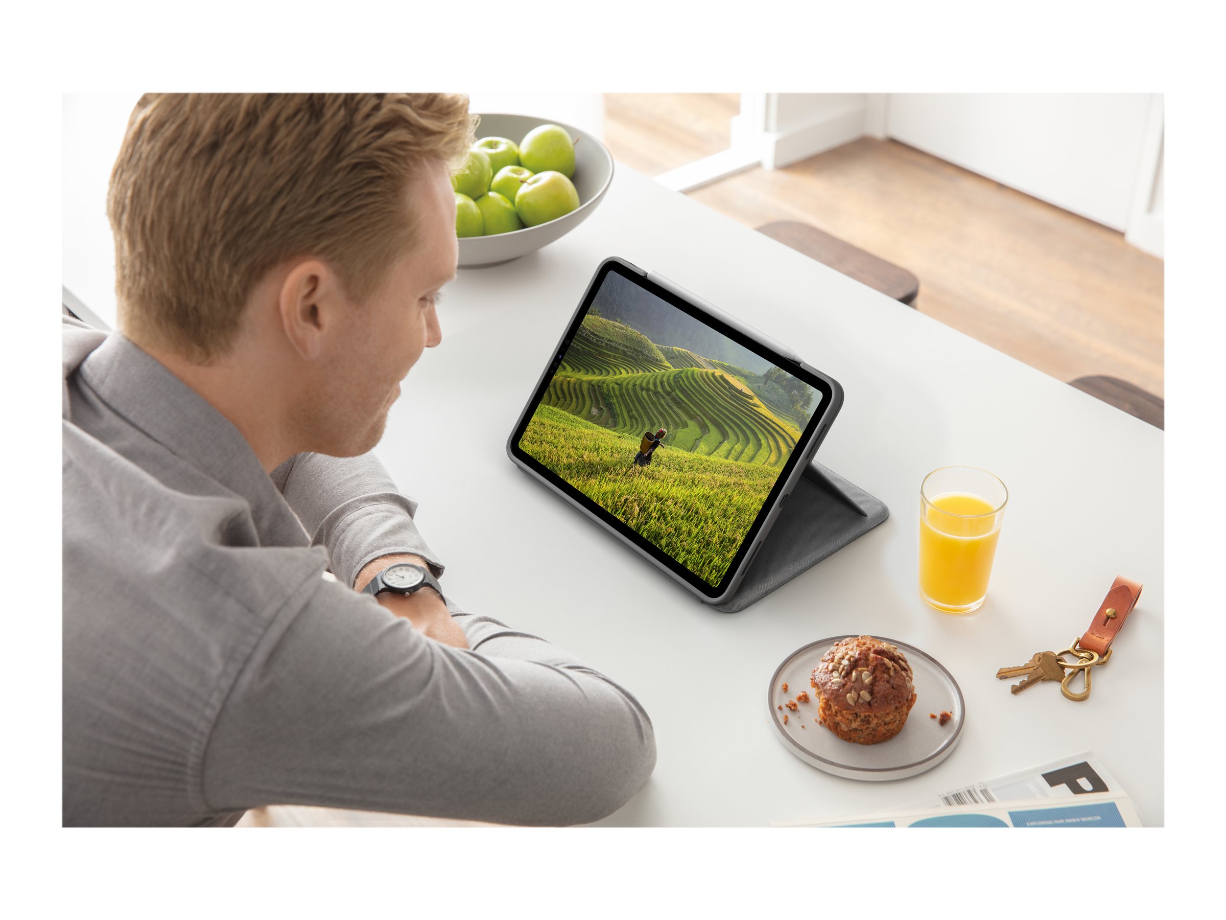 CCS Product Image (Right-angle/2400 x 1800)