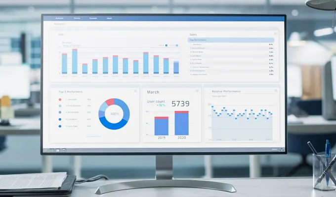 Unsere Office-Monitore von Marken wie Dell, HP oder Lenovo zeichnen sich durch eine hohe Energieeffizienz und ergonomische Designs aus. Unsere Office-Monitore von Marken wie Dell, HP oder Lenovo zeichnen sich durch eine hohe Energieeffizienz und ergonomische Designs aus. Foto eines Monitors mit der Darstellung von Office-Anwendungen.