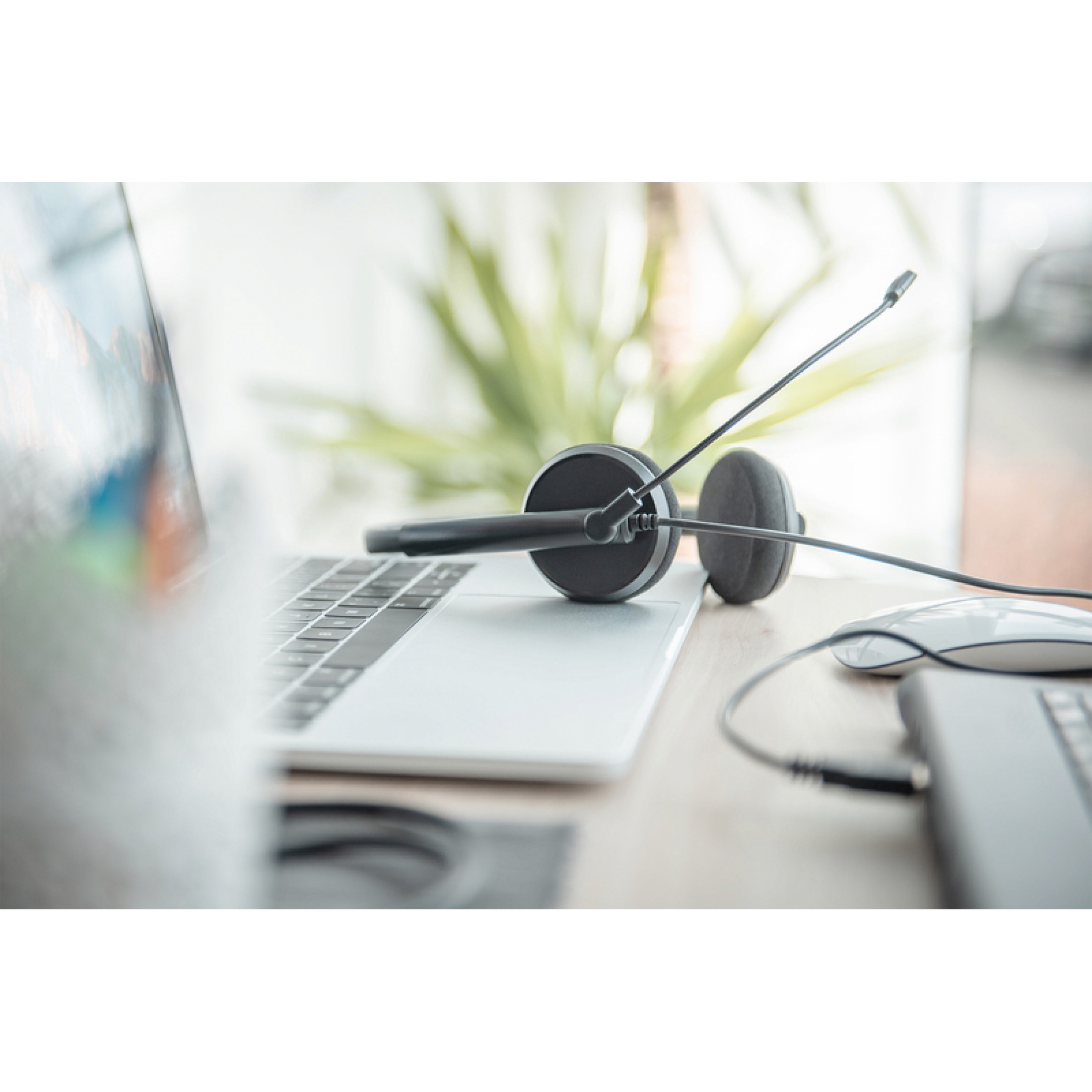 ITS - m8884802-3.jpg