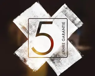 EIZO gewährt fünf Jahre Garantie. EIZO gewährt fünf Jahre Garantie. Visual 5 Jahre Garantie Logo.