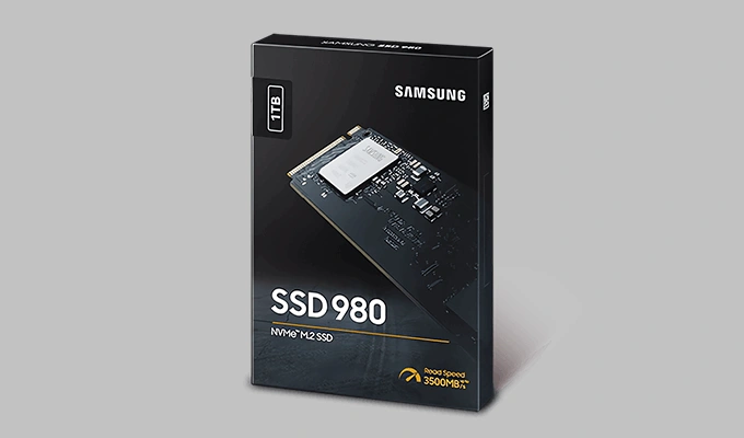 Samsung 980 PCIe® 3.0 NVMe™ M.2 SSD. Samsung 980 PCIe® 3.0 NVMe™ M.2 SSD. Produktbild auf grauem Hintergrund.