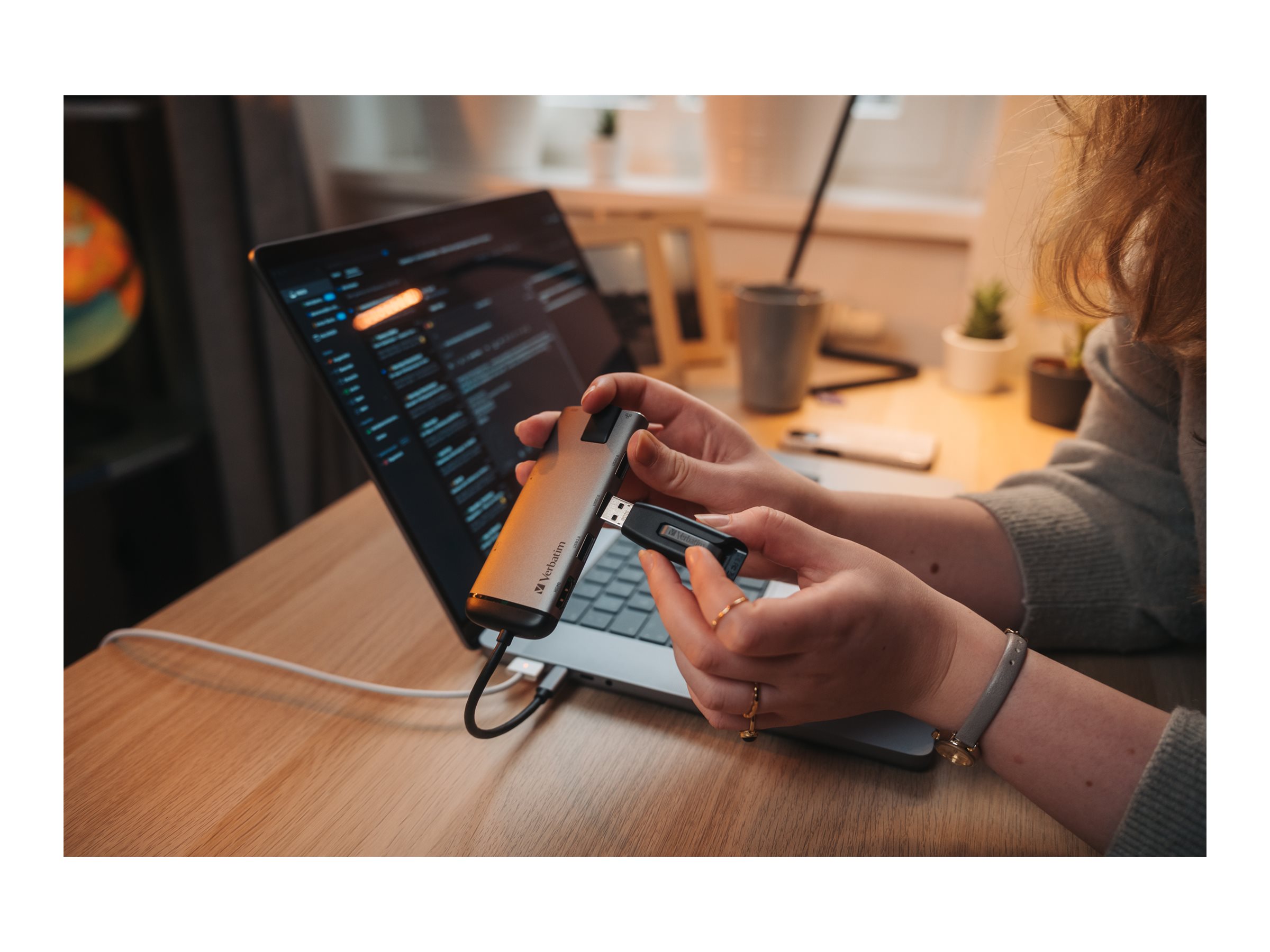 CCS Product Image (Left-angle/2400 x 1800)