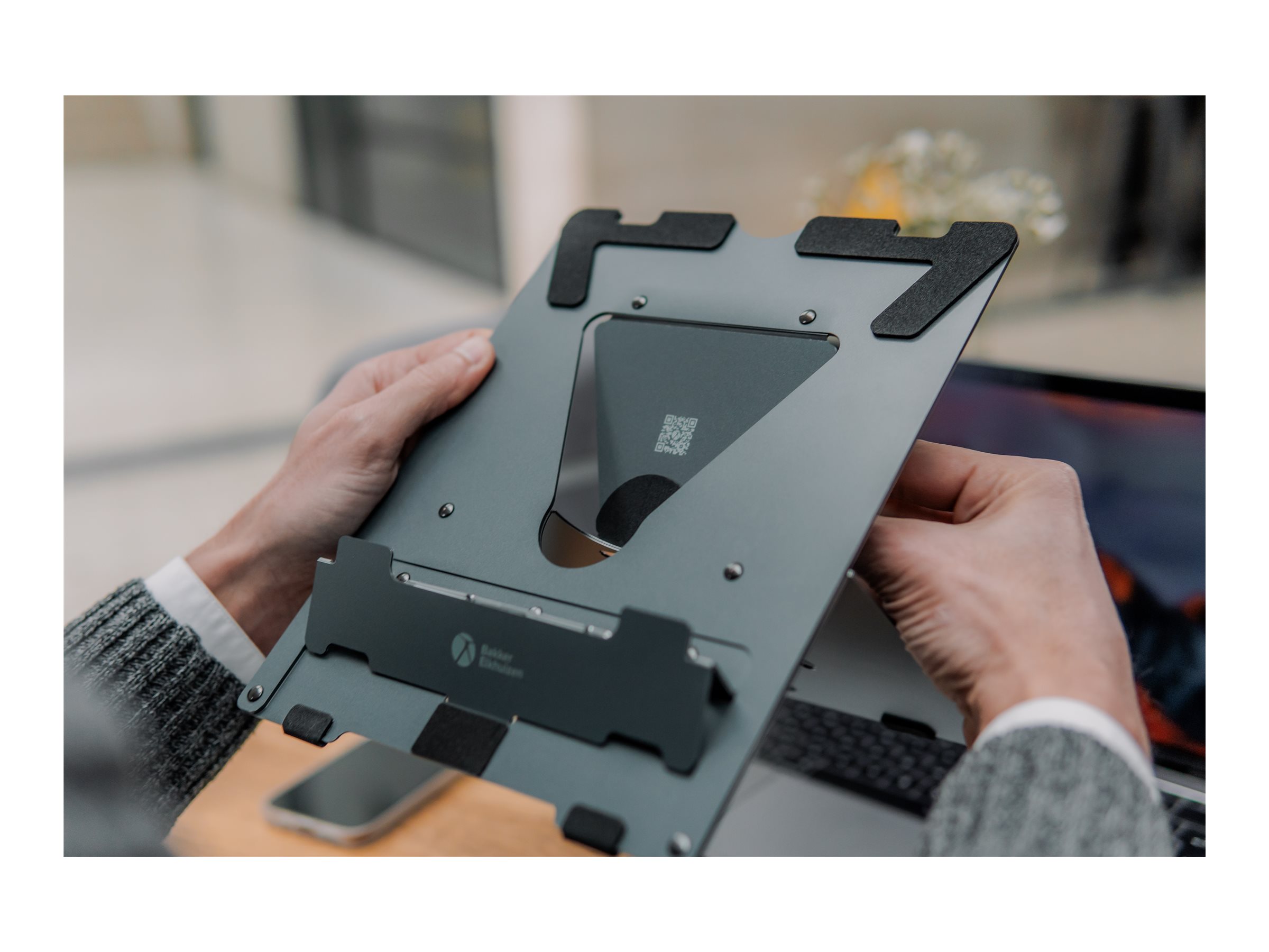 CCS Product Image (Right-angle/2400 x 1800)