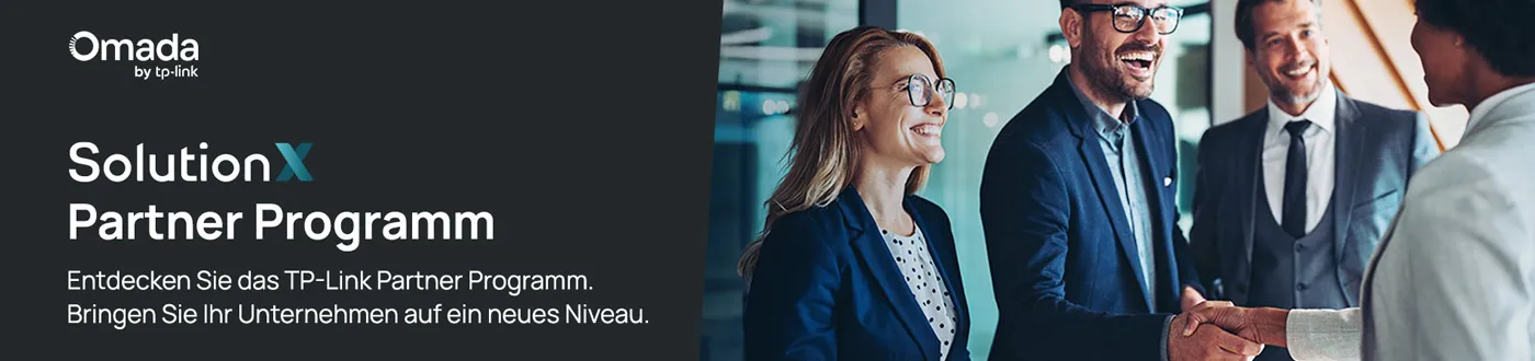 Das TP-Link SolutionX Partner Programm. Bringen Sie Ihr Unternehmen auf ein neues Niveau. Foto von 4 Personen in Business Kleidung, von denen sich 2 die Hand reichen.